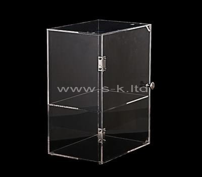 retail display case with storage
