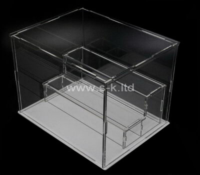 Transparent plastic display box