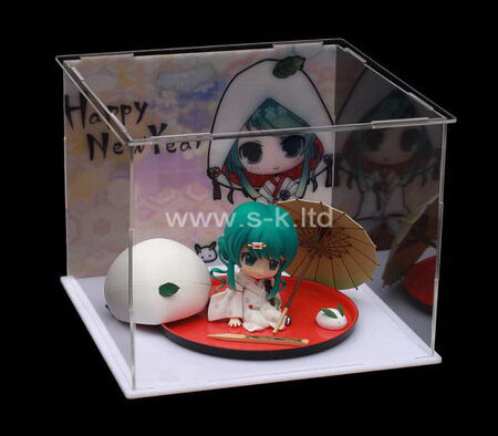 Présentoir de figurines en Lucite