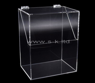 plexiglass case displays