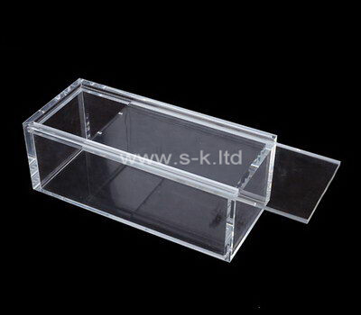 Clear small acrylic display boxes