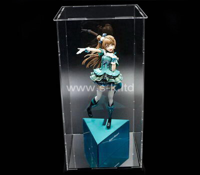 Clear plexi display cases
