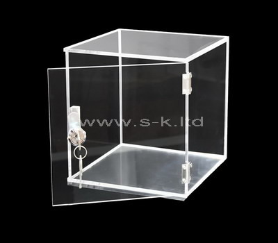Custom square clear acrylic locking display box