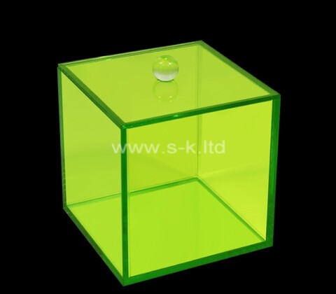 Custom translucent green acrylic dustproof skincare item box