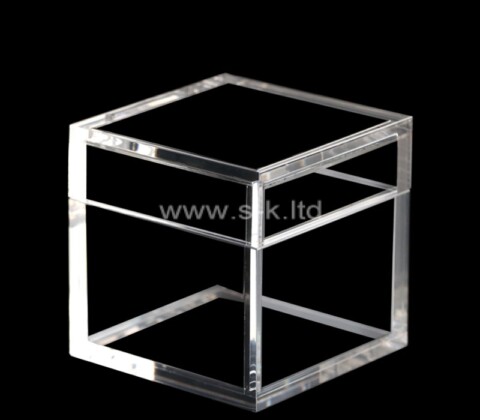 Custom clear acrylic display box with lid
