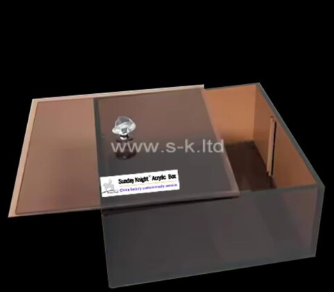 Custom acrylic tabletop skin care dustproof box