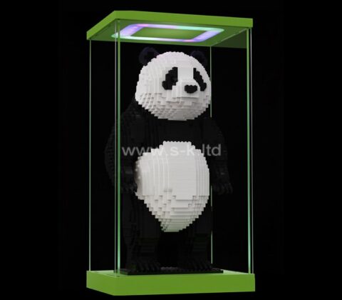 Vitrine éclairée panda en acrylique sur mesure
