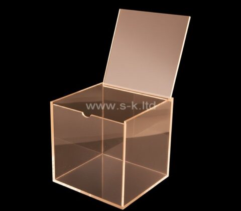 Boîte de rangement carrée en acrylique personnalisée avec couvercle à charnières