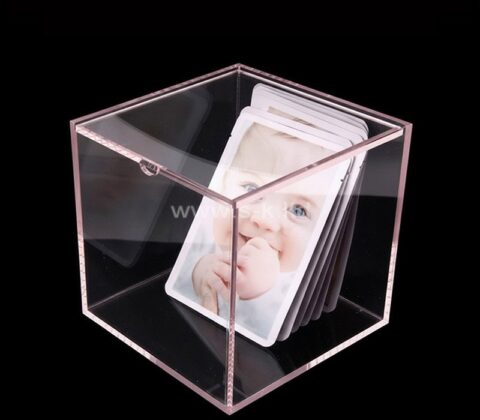 Boîte de rangement carrée en acrylique personnalisée pour masques faciaux