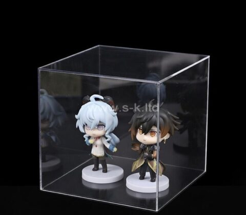 Vitrina de figuras acrílicas a medida