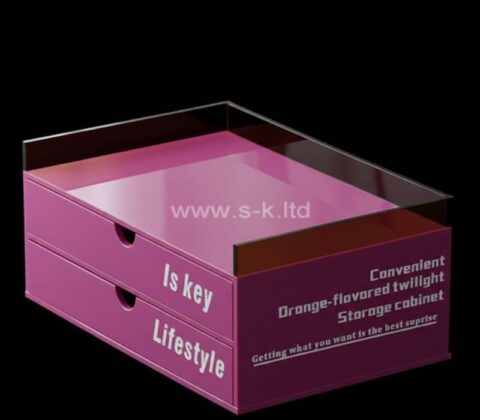 Individuell gestalteter Aufbewahrungskasten mit Acrylschubladen