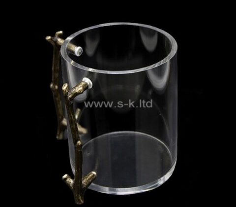 Custom luxury plexiglass hand washing cup with metal handle