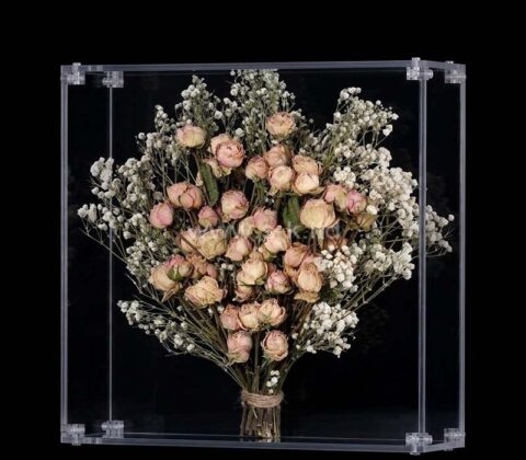 Caja acrílica personalizada para flores secas