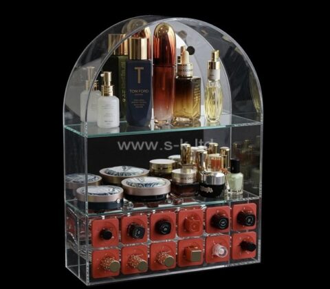 Maßgefertigter Make-up-Organizer aus Acryl mit gewölbter Oberseite